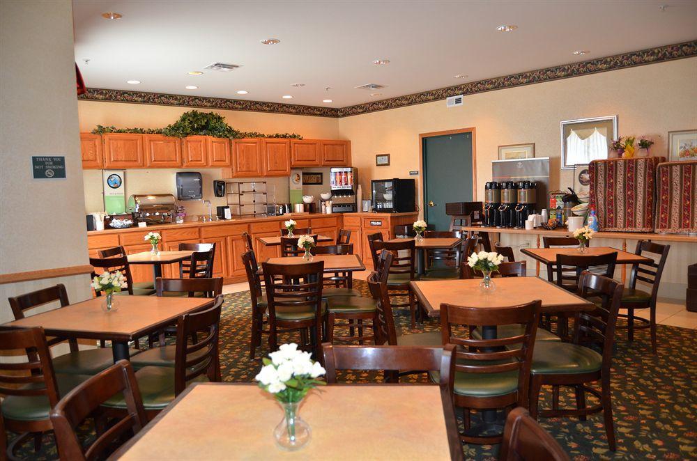 Holiday Inn Express & Suites Marquette By Ihg Restaurang bild
