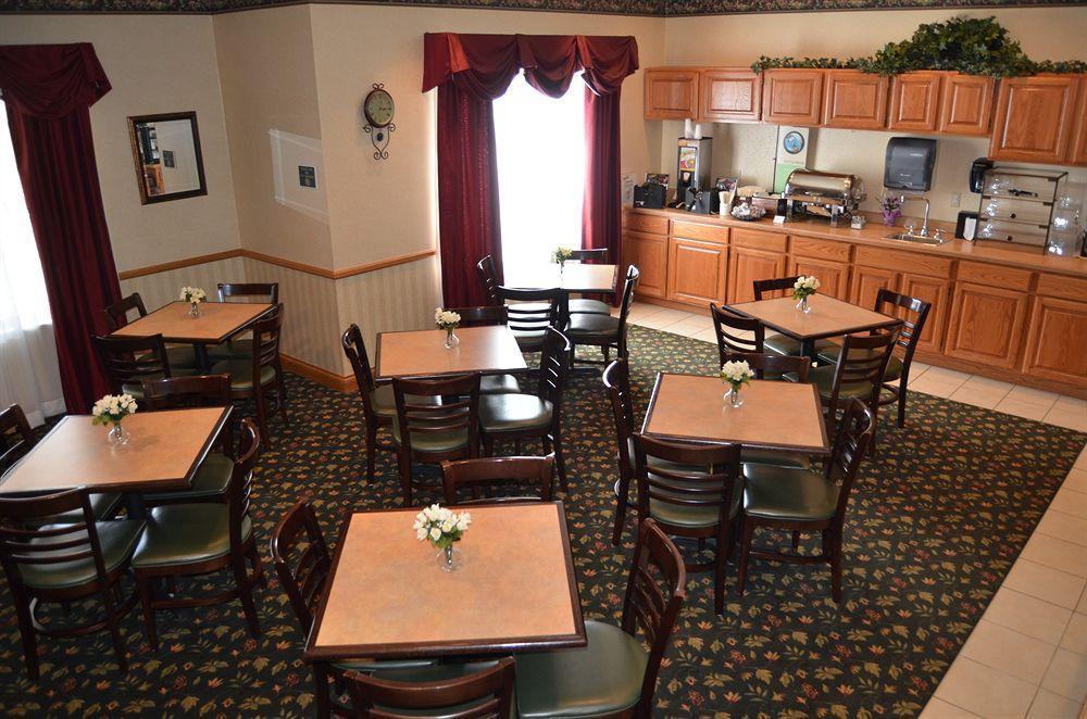 Holiday Inn Express & Suites Marquette By Ihg Restaurang bild
