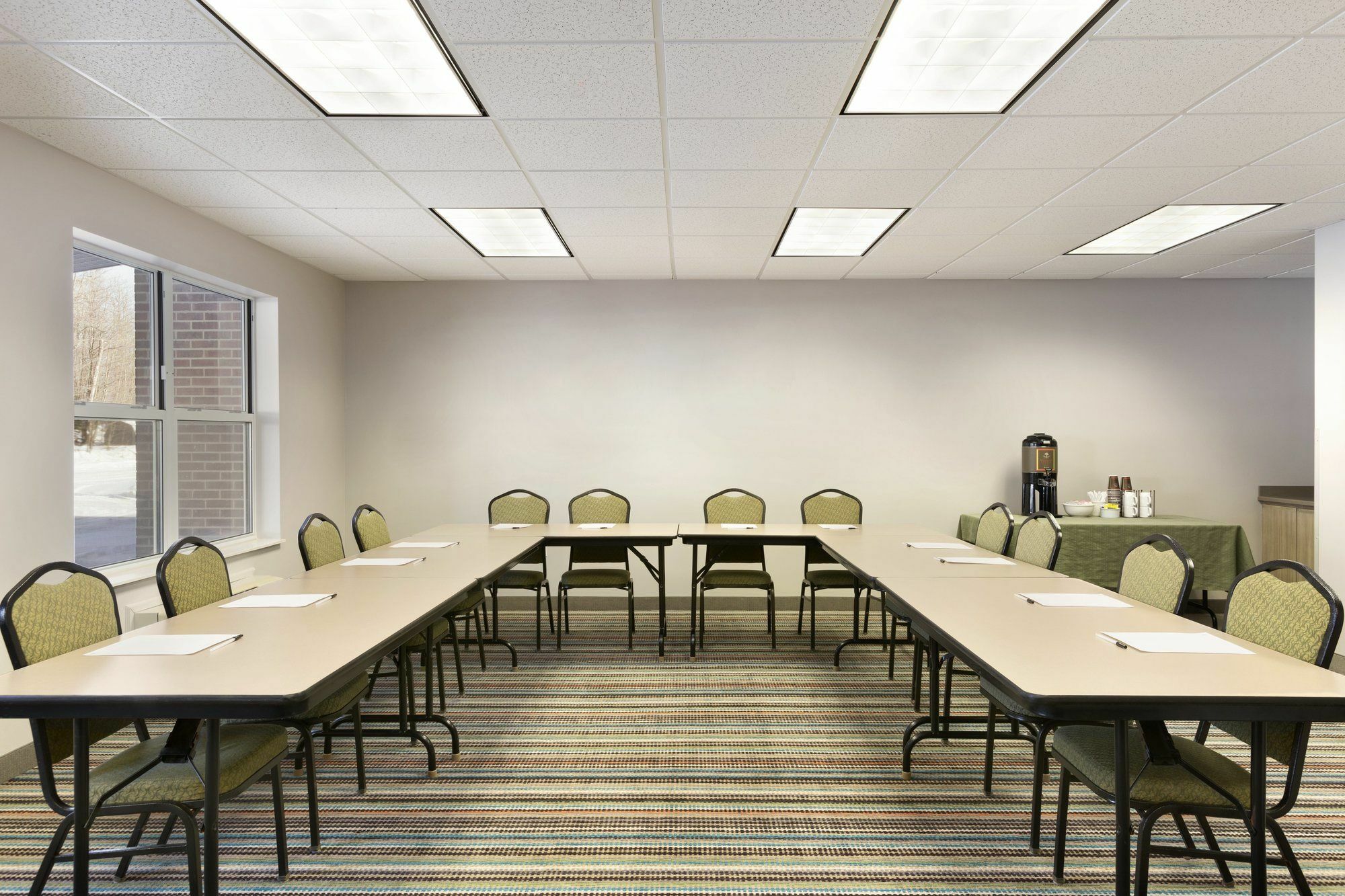 Holiday Inn Express & Suites Marquette By Ihg Exteriör bild