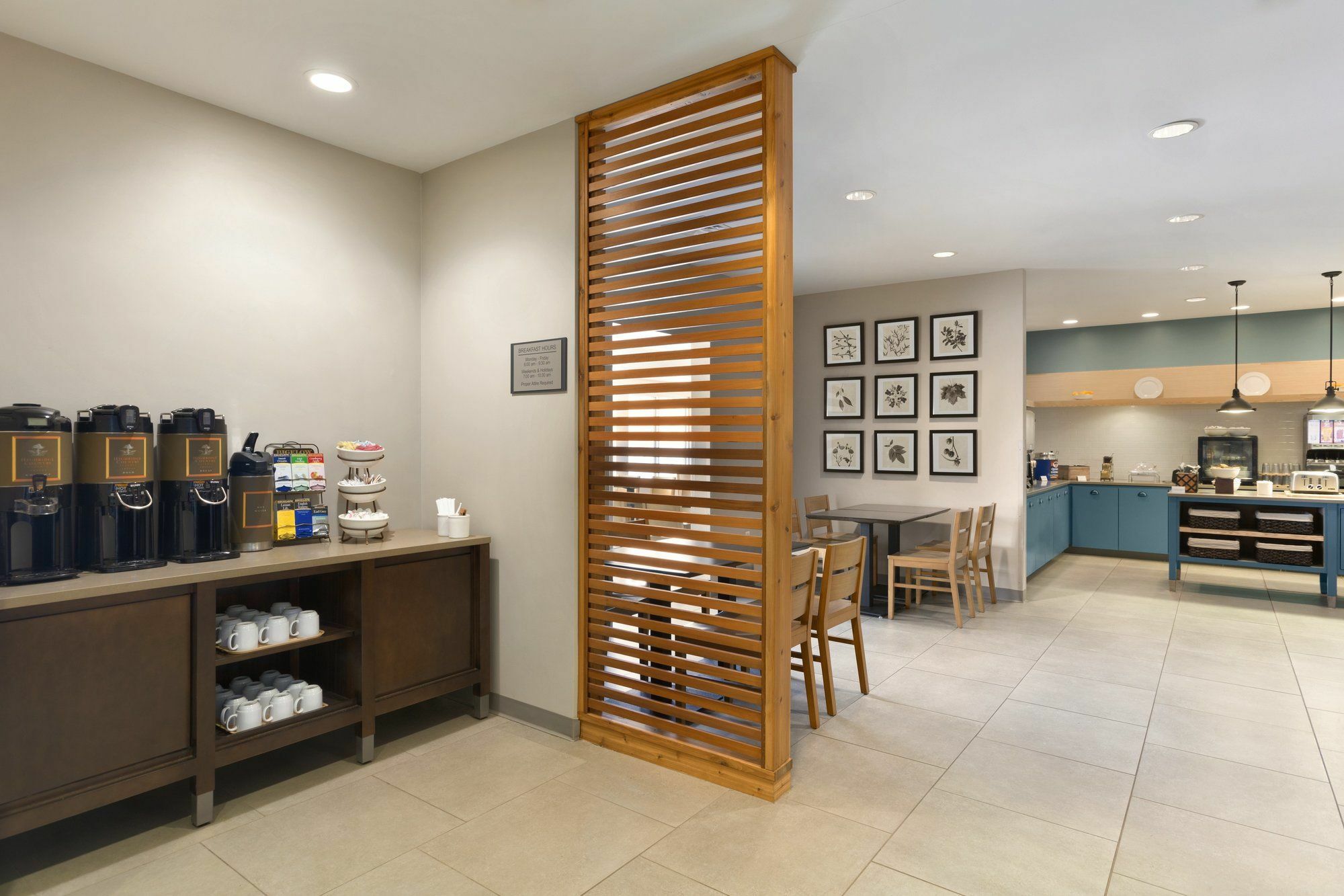 Holiday Inn Express & Suites Marquette By Ihg Exteriör bild